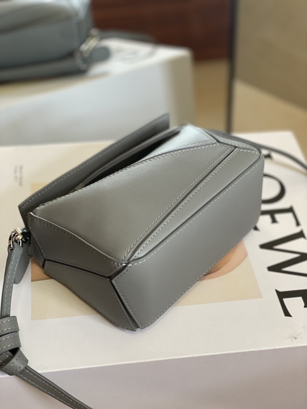Loewe 051 6