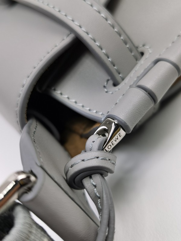 Loewe 058 6