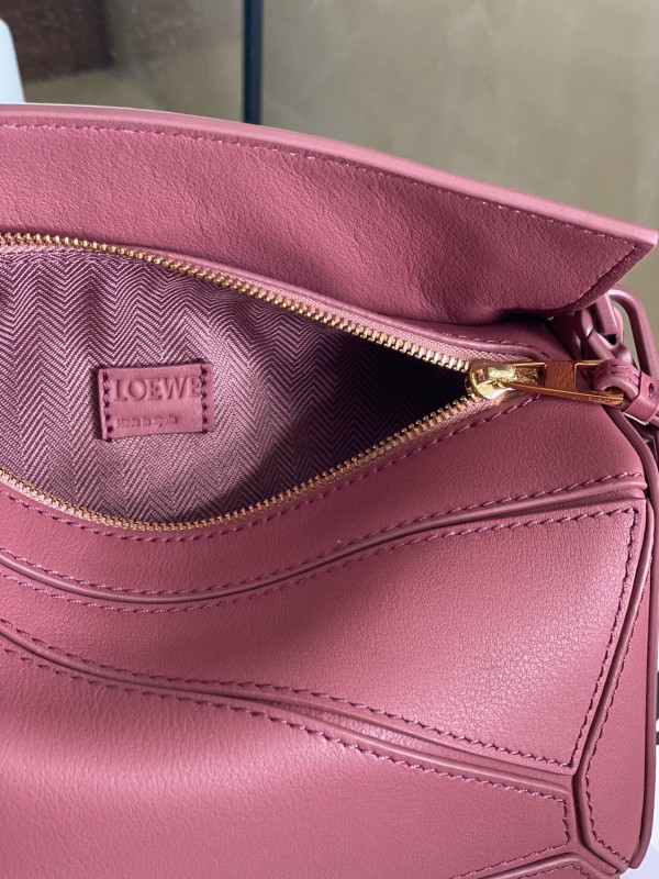 Loewe 083 6