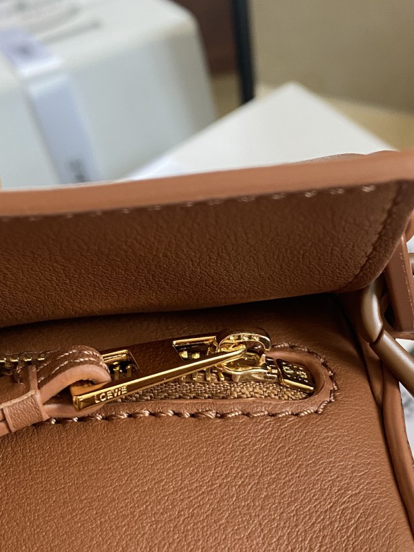 Loewe 085 6