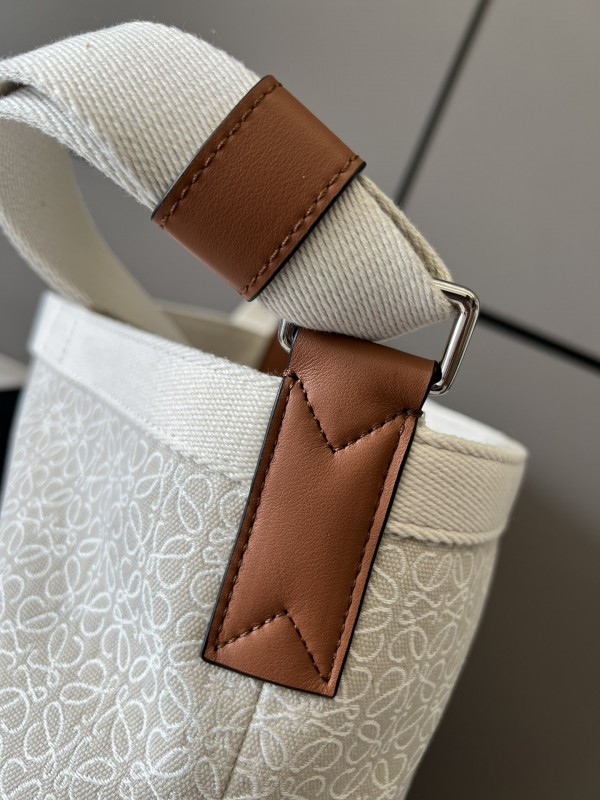 Loewe 093 6