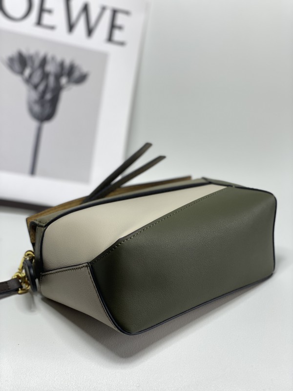 Loewe 097 6