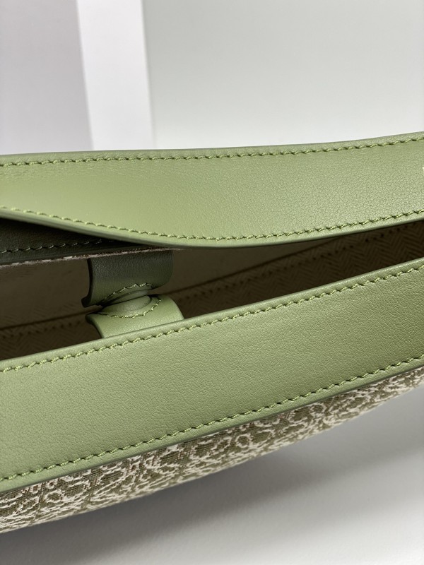 Loewe 104 6