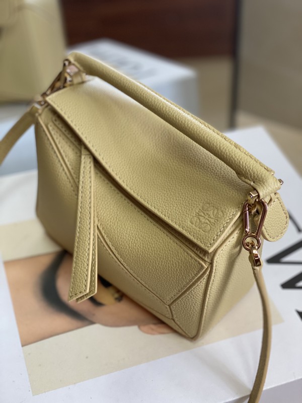 Loewe 119 6