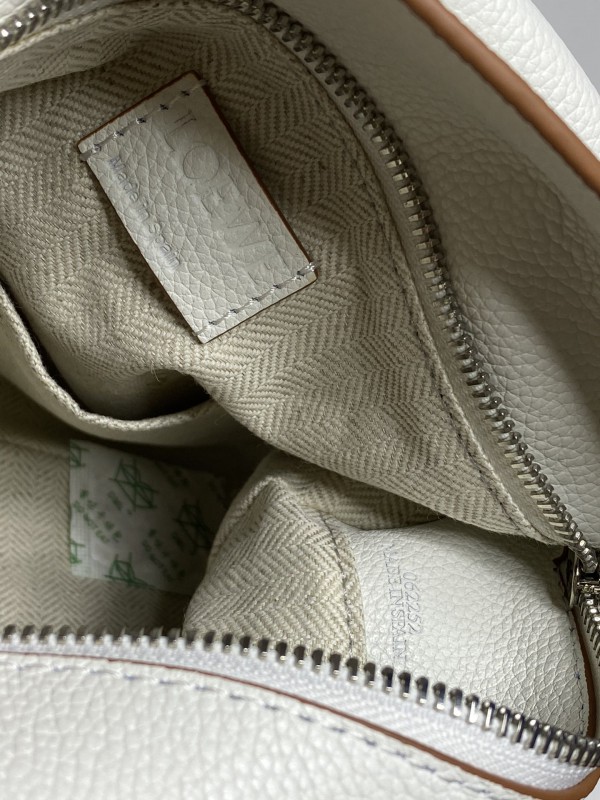 Loewe 137 6