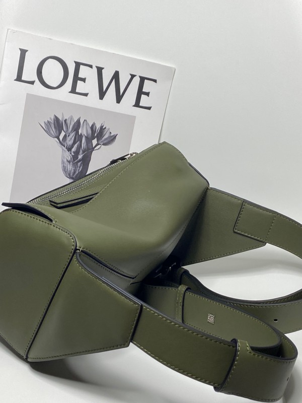 Loewe 159 6