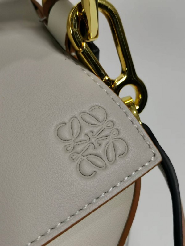 Loewe 205 6