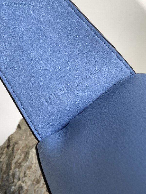 Loewe 211 6