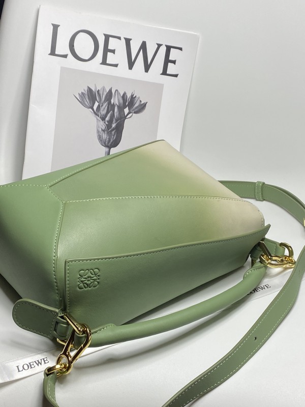 Loewe 214 6