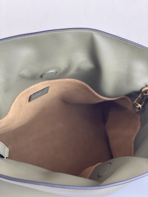Loewe 215 6