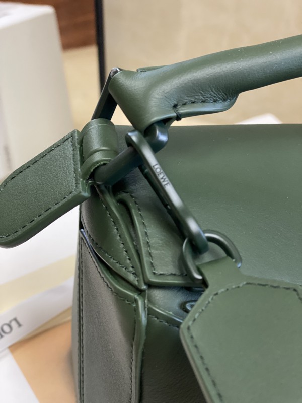 Loewe 242 6