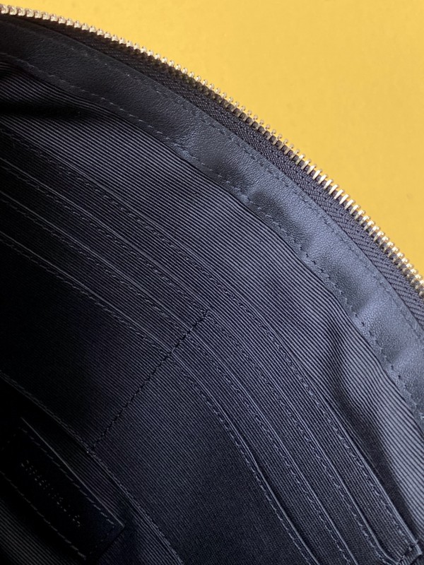YSL 047 6
