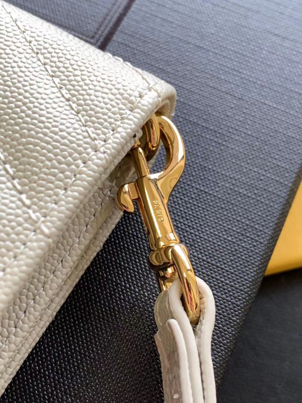 YSL 122 6