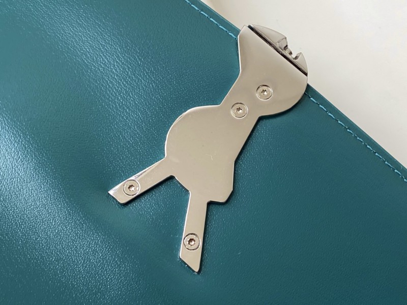 YSL 327 6
