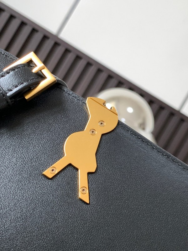 YSL 390 6