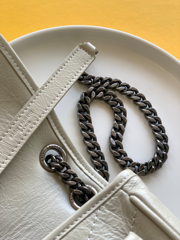YSL 418 6