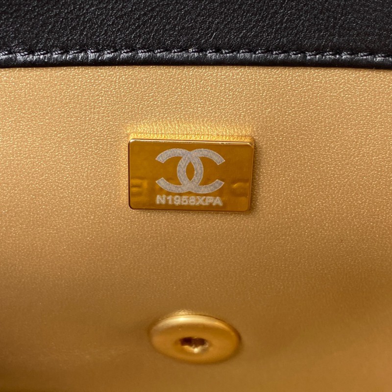 Chanel 202 6