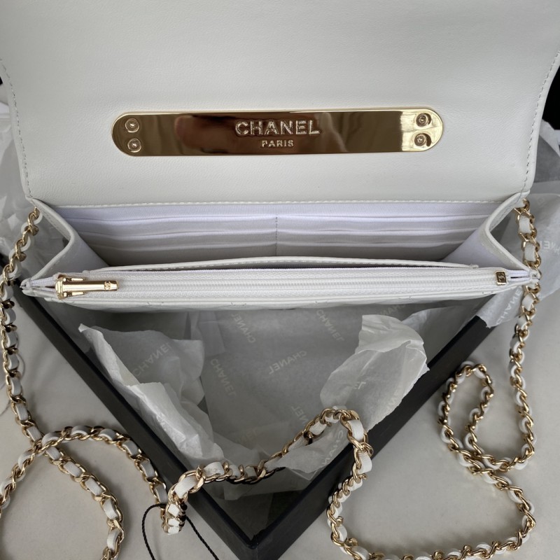 Chanel 219 6
