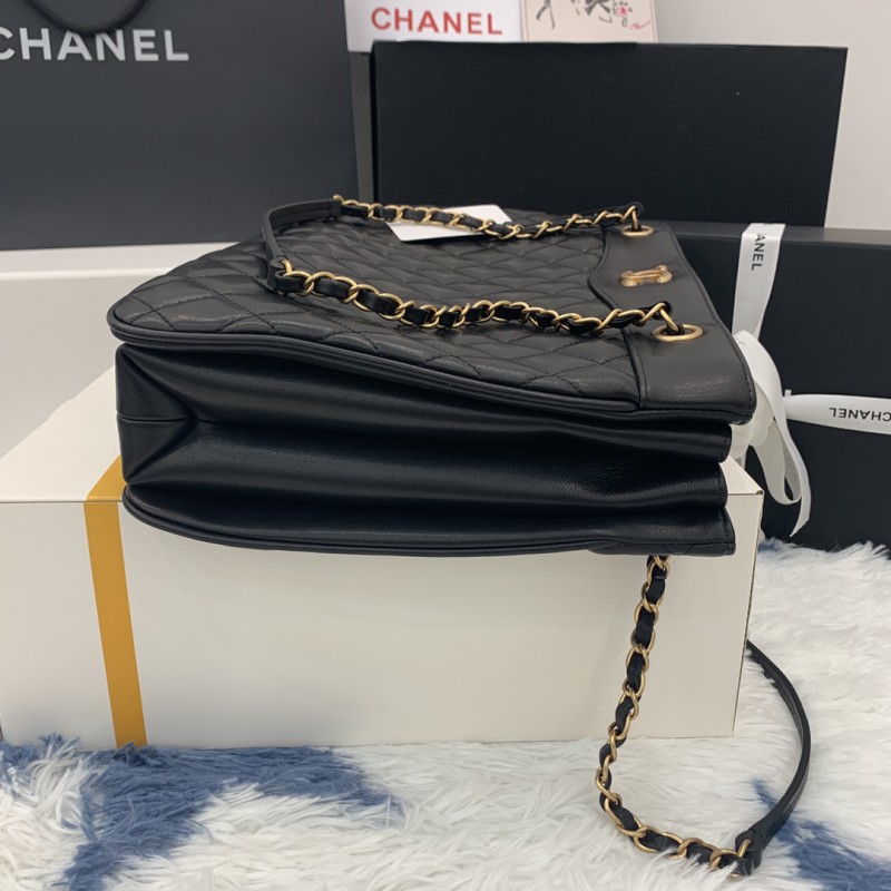 Chanel 550 6
