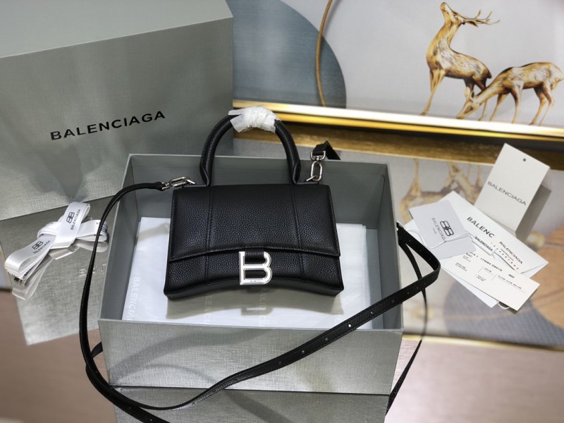 Balenciaga 110 7