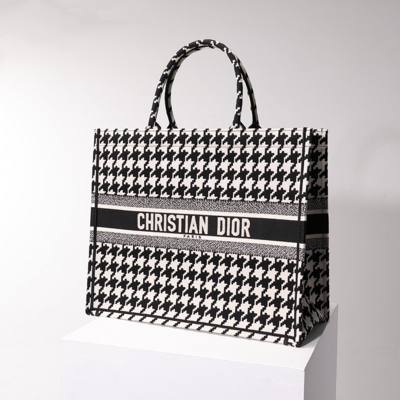 Dior 176 7