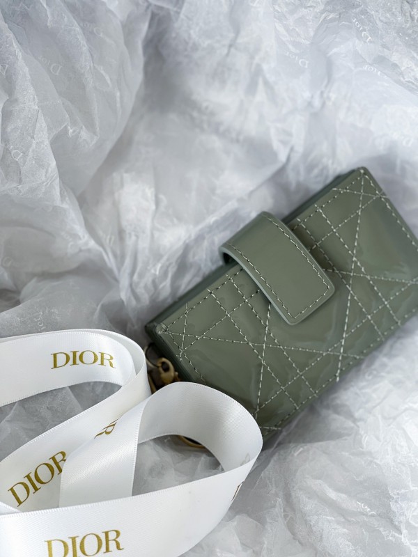 Dior 024 7