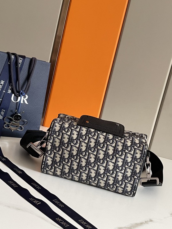 Dior 051 7