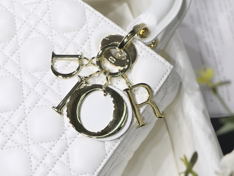 Dior 127 7