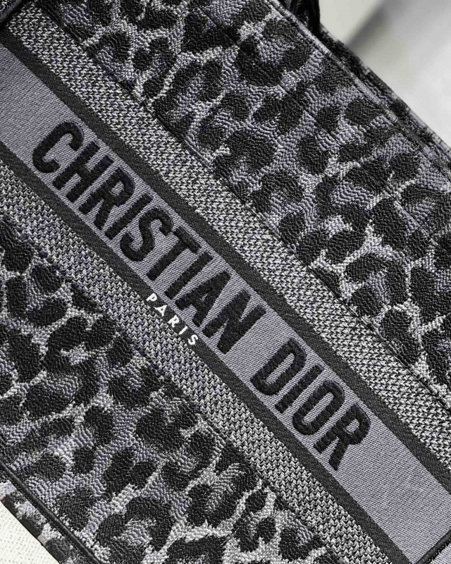 Dior 182 7