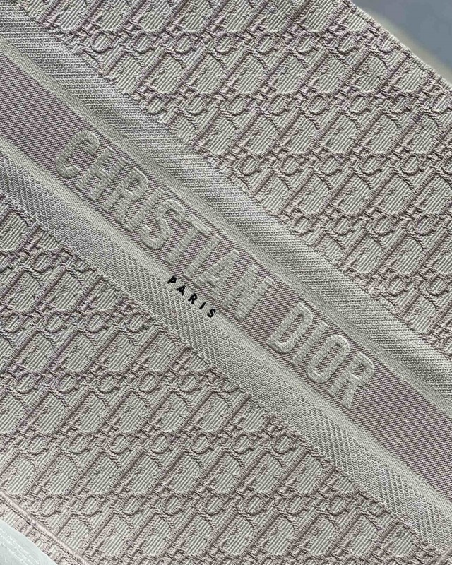Dior 220 7
