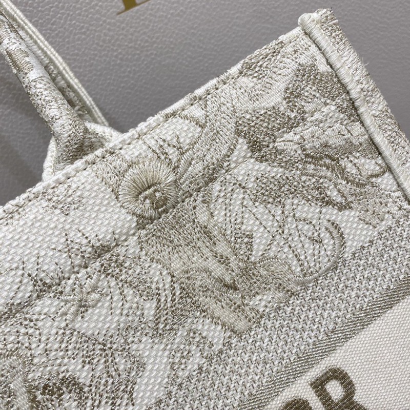 Dior 221 7