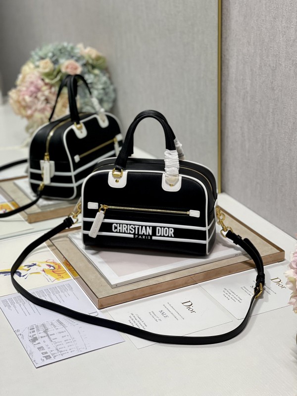 Dior 244 7