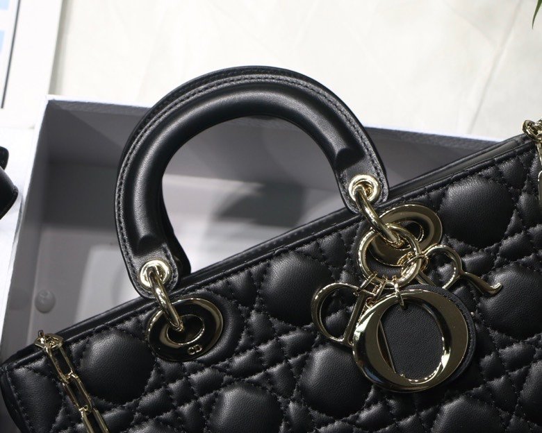 Dior 251 7