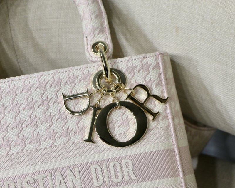 Dior 270 7