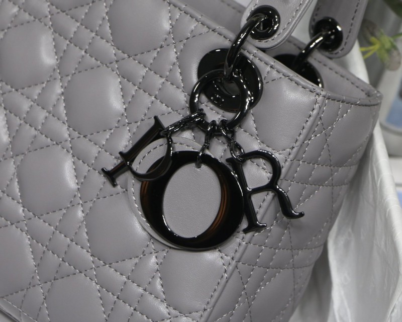Dior 281 7