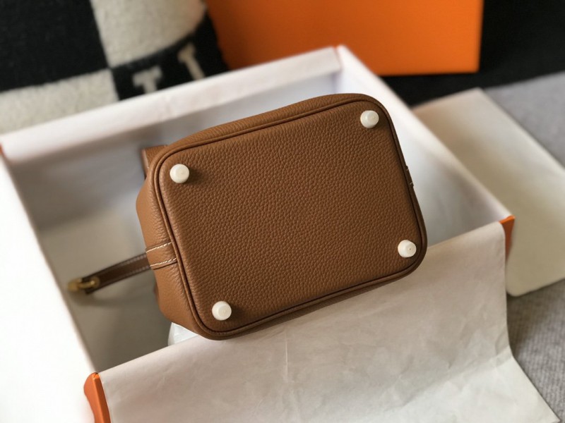 Hermes 023 7