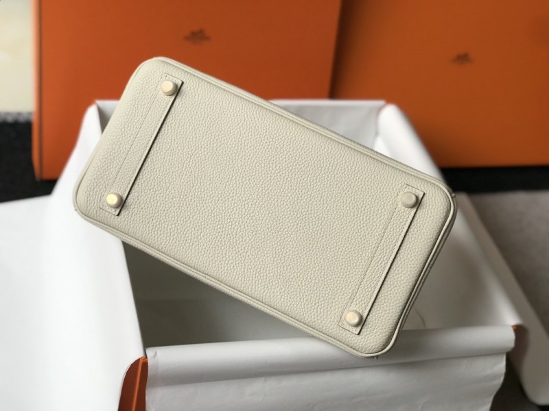 Hermes 049 7