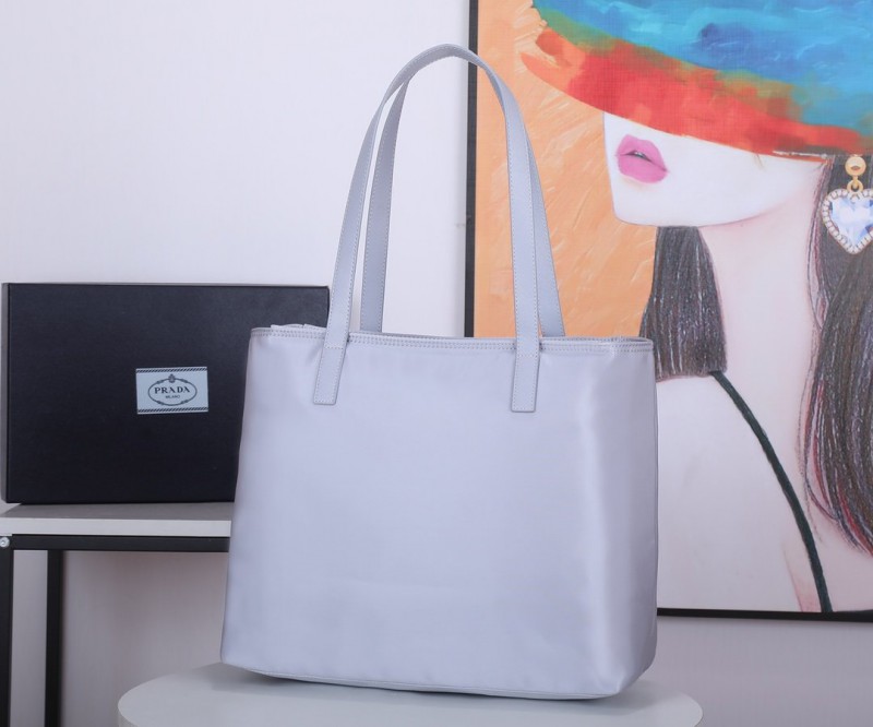 Prada 001 7