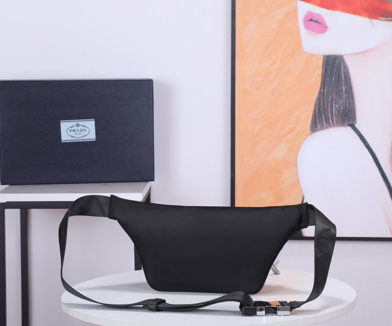 Prada 019 7