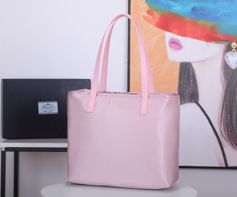 Prada 033 7