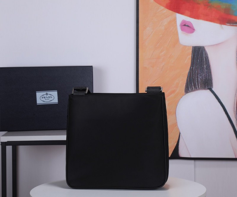 Prada 037 7