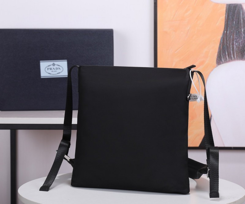 Prada 048 7