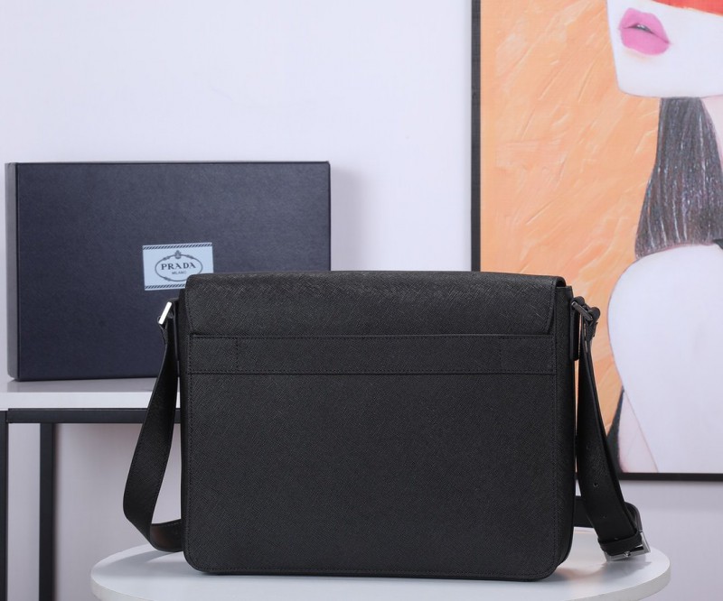 Prada 056 7