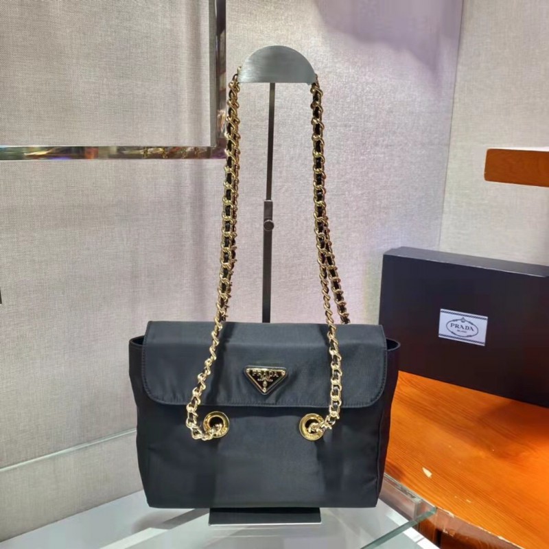 Prada 060 7