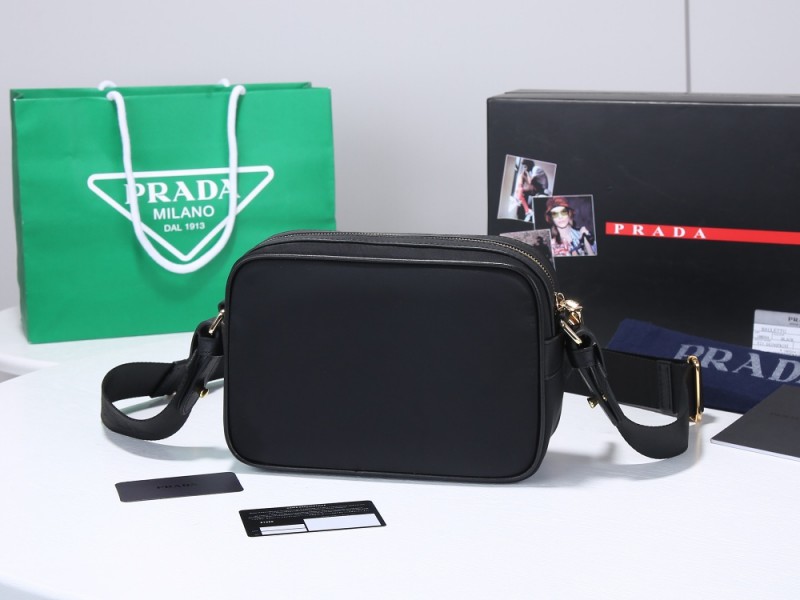 Prada 061 7