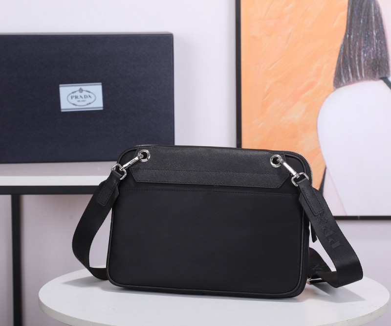 Prada 076 7