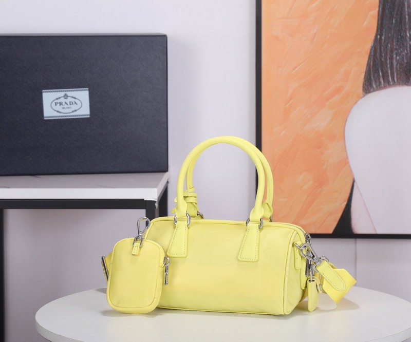 Prada 084 7