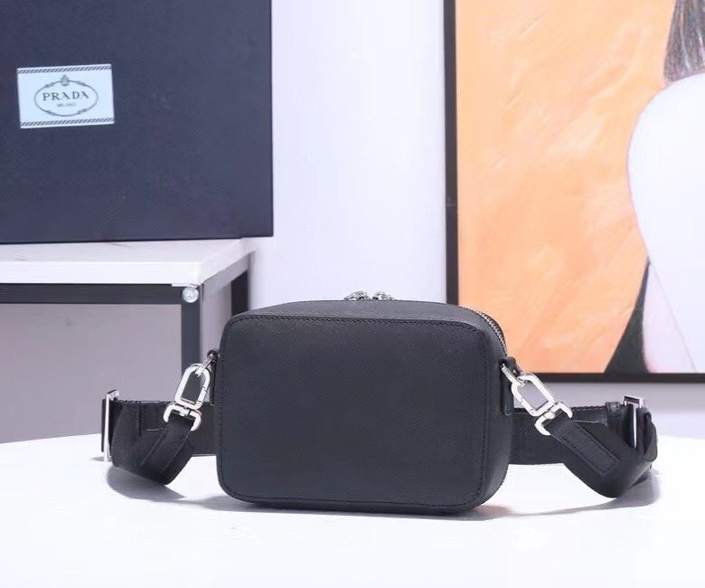Prada 113 7