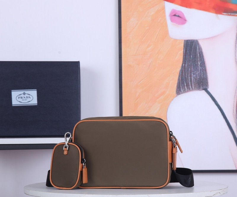 Prada 147 7