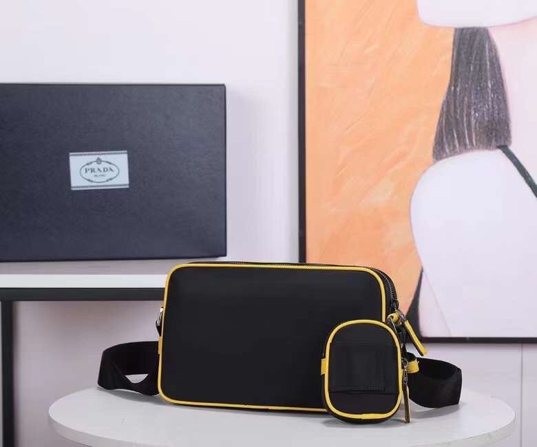 Prada 162 7